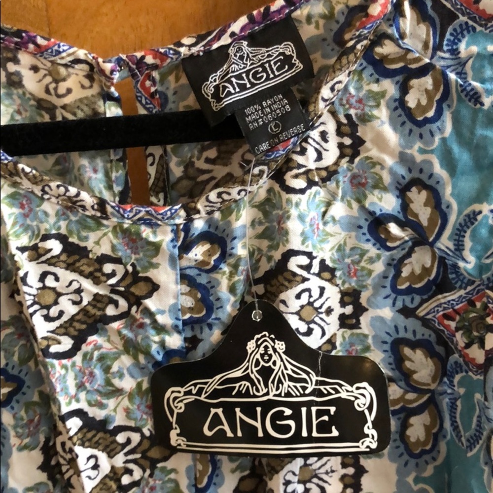 Romper - Picture 3 of 4